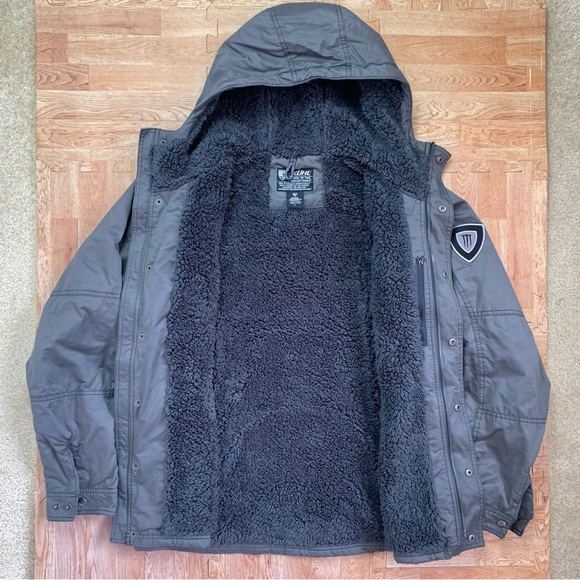 SOLD - Picture 4 of 16